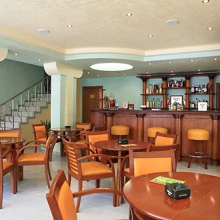 Hotel Dreams Family 2*