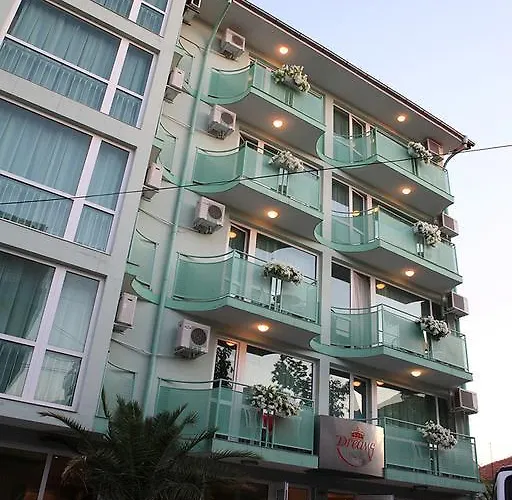 Dreams Family Szálloda 2*